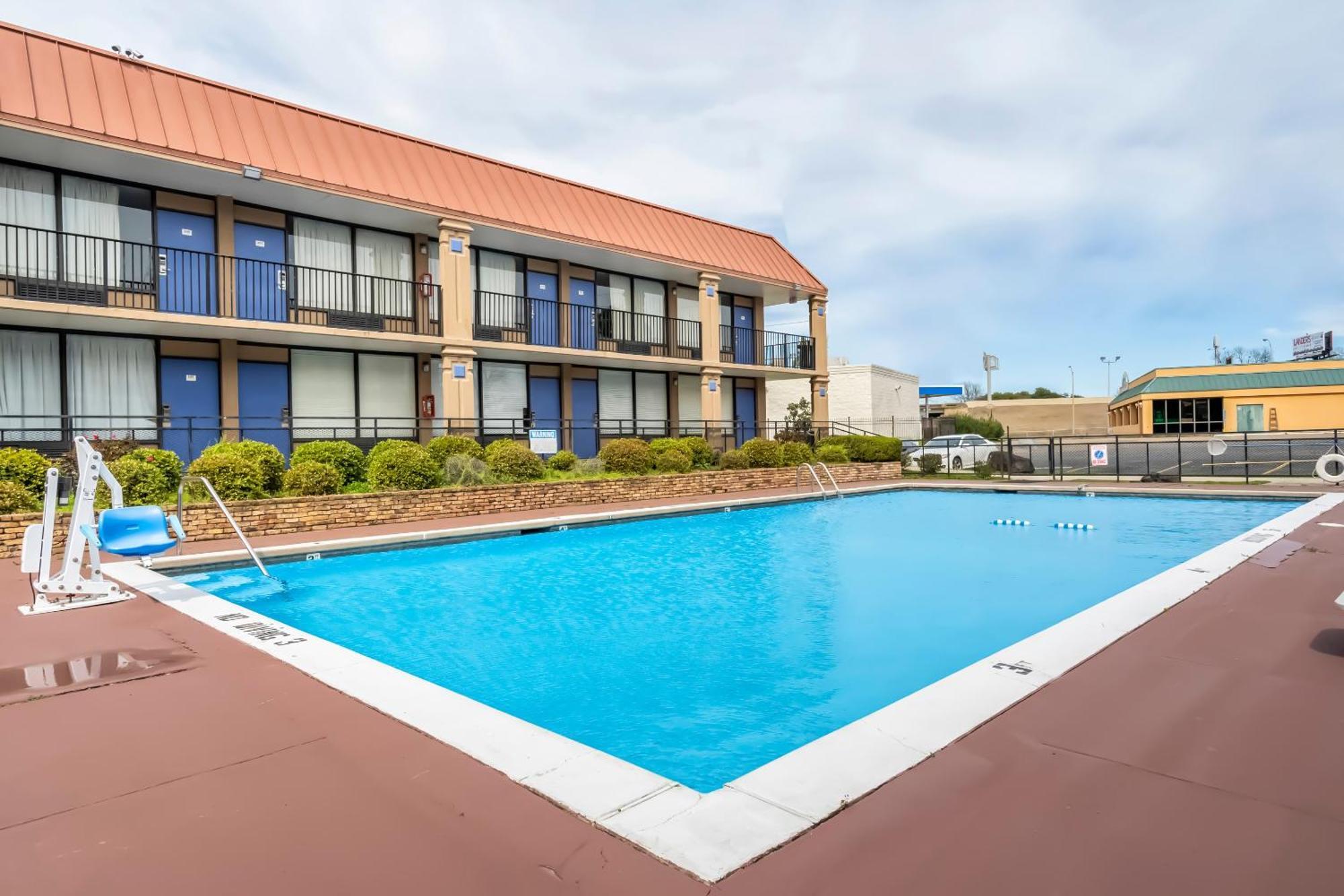 Oyo Hotel Bossier City La - Red River Exteriér fotografie