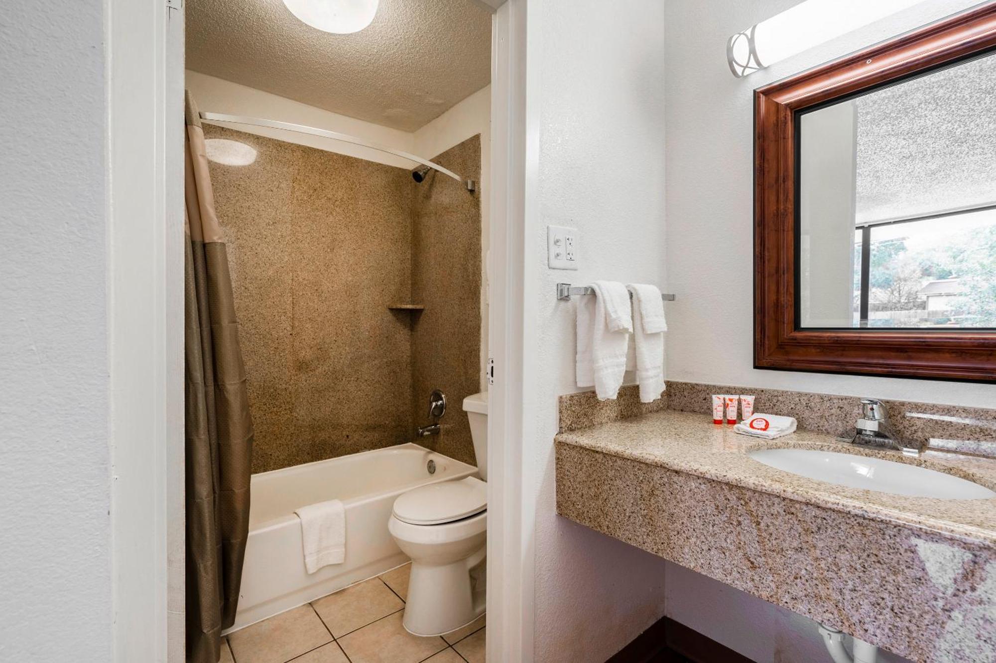 Oyo Hotel Bossier City La - Red River Exteriér fotografie